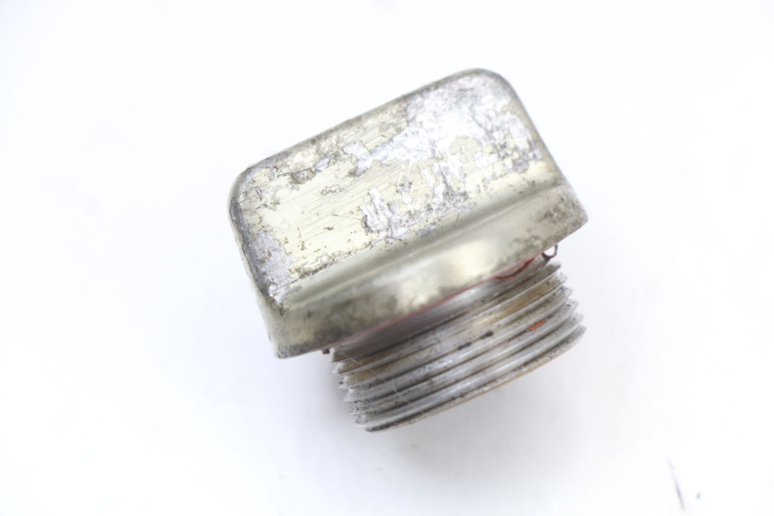 photo de BOUCHON CARTER HUILE YAMAHA XJ F 900 (1983 - 1994) - Vue principale