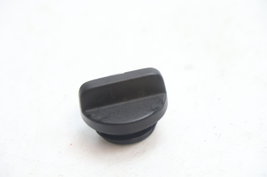 photo de BOUCHON CARTER HUILE YAMAHA YZF R GENESIS 750 (1993 - 1998) - Zoom état d’usage