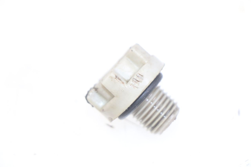 photo de BOUCHON CARTER TRANSMISSION APRILIA SCARABEO LIGHT 125 (2007 - 2011) - Zoom état d’usage