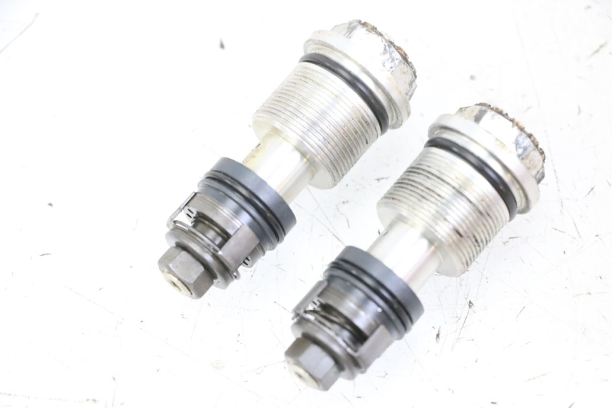 photo de BOUCHON FOURCHE HONDA CR 85 (2003 - 2007) - Détail de la pièce