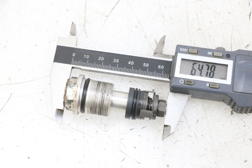 photo de BOUCHON FOURCHE HONDA CR 85 (2003 - 2007) - Zoom état d’usage