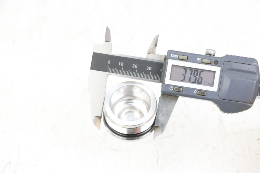 photo de BOUCHON FOURCHE YAMAHA MT-07 MT07 ABS 700 (2018 - 2020) - Détail de la pièce