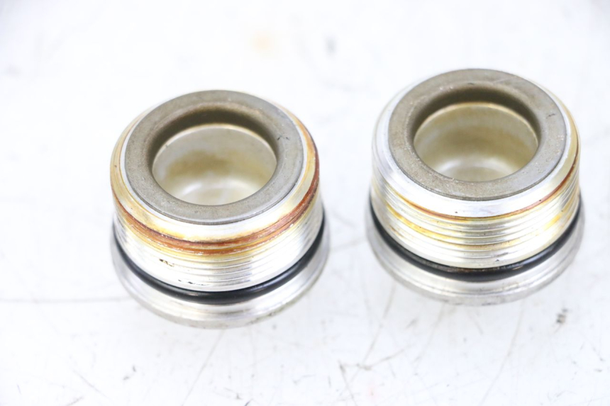 photo de BOUCHON FOURCHE HONDA NSR R 125 (1994 - 2003) - Gros plan technique