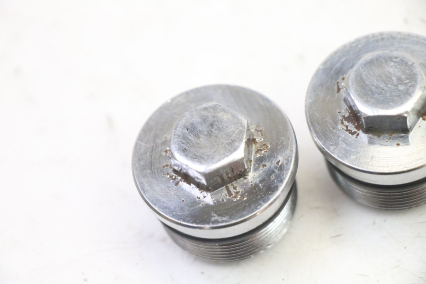 photo de BOUCHON FOURCHE PEUGEOT SATELIS 250 (2006 - 2012) - Zoom état d’usage