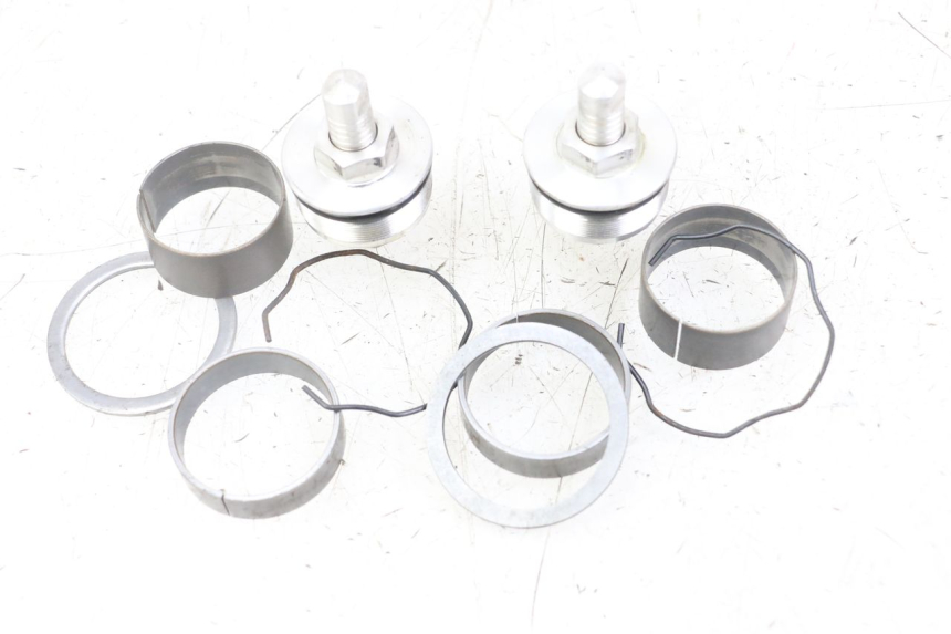 photo de BOUCHON FOURCHE SUZUKI GSX F GSXF 650 (2007 - 2015) - Gros plan technique