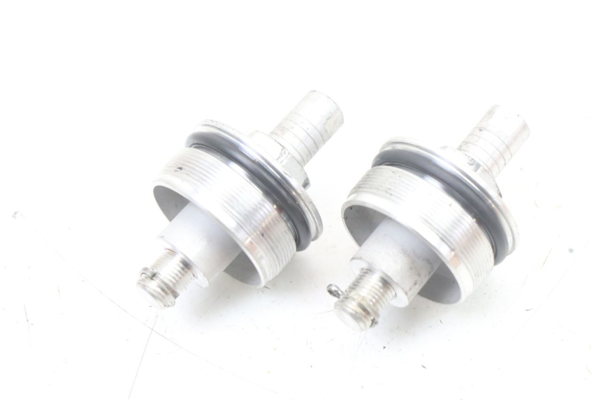 photo de BOUCHON FOURCHE SUZUKI GSX F GSXF 650 (2007 - 2015) - Vue principale