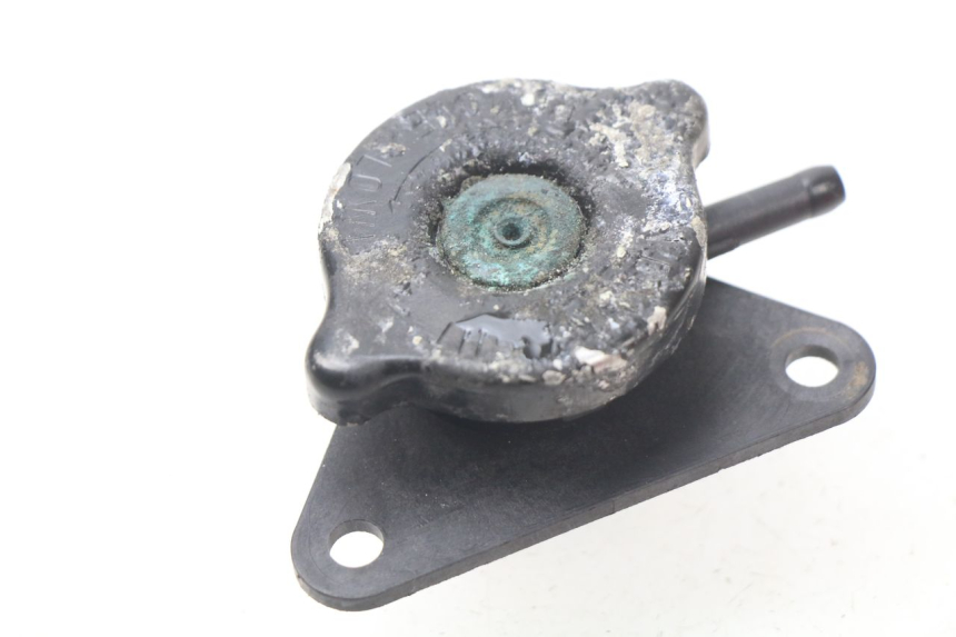 photo de BOUCHON RADIATEUR SUZUKI BURGMAN 125 (2007 - 2014) - Détail de la pièce