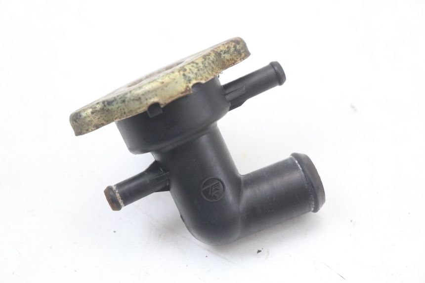 photo de BOUCHON RADIATEUR HONDA FES PANTHEON 2T 125 (1998 - 2002) - Gros plan technique