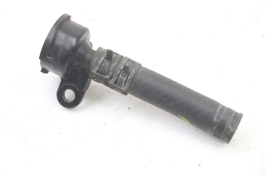 photo de BOUCHON RADIATEUR HONDA SH i 300 (2015 - 2020) - Points de fixation