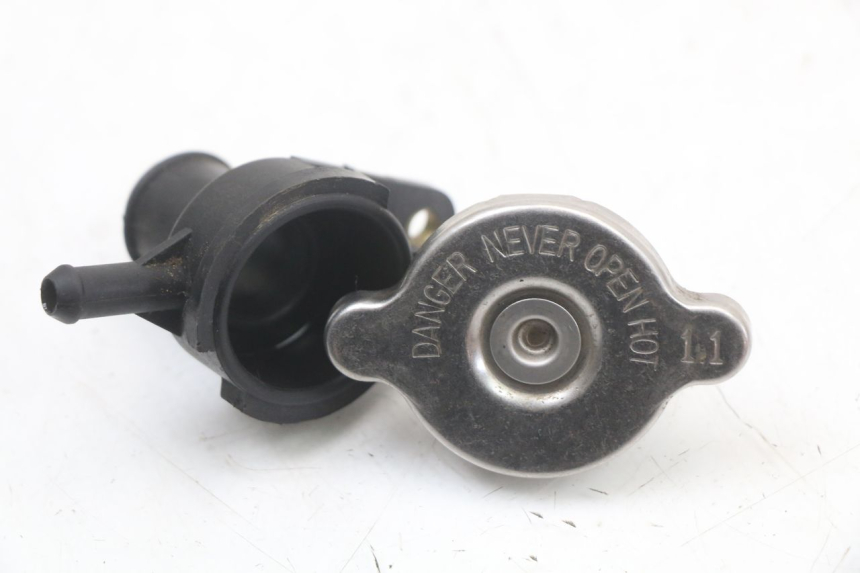 photo de BOUCHON RADIATEUR HYTRACK HY S 4X4 410 (2013 - 2016) - Vue principale