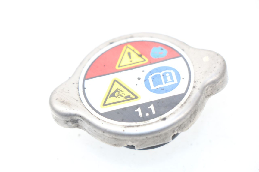 photo de BOUCHON RADIATEUR HONDA PCX (JF47) 125 (2012 - 2013) - Vue principale