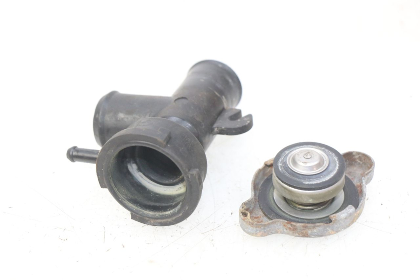 photo de BOUCHON RADIATEUR HONDA VFR VTEC RC46 800 (2002 - 2013) - Zoom état d’usage