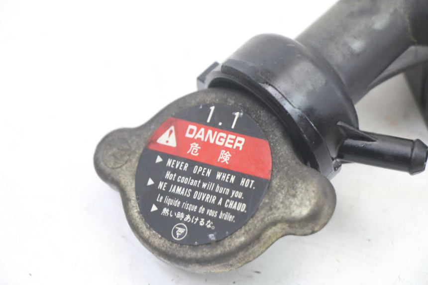 photo de BOUCHON RADIATEUR HONDA VT C2 SHADOW 750 (1997 - 2001) - Zoom état d’usage