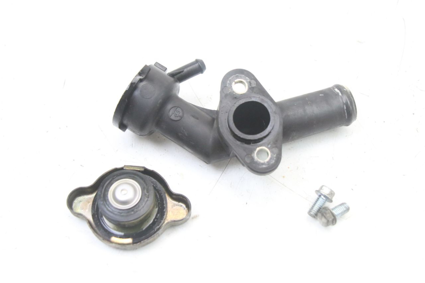 photo de BOUCHON RADIATEUR HONDA VT C2 SHADOW 750 (1997 - 2001) - Points de fixation