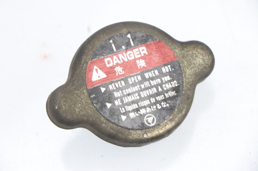 photo de BOUCHON RADIATEUR HONDA VTR F FIRESTORM 1000 (1997 - 2001) - Vue principale