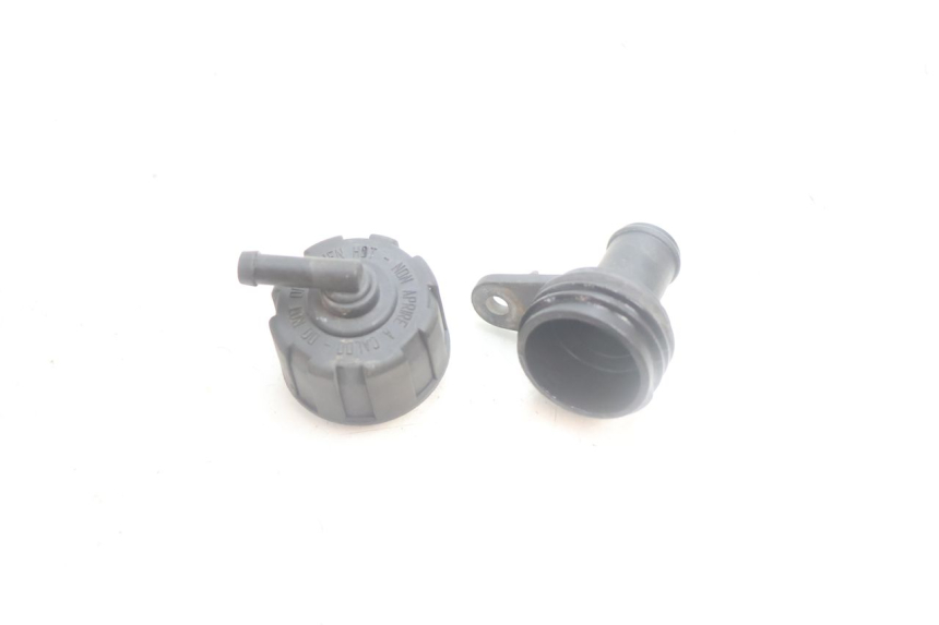 photo de BOUCHON RADIATEUR YAMAHA XMAX X-MAX 125 (2006 - 2009) - Détail de la pièce