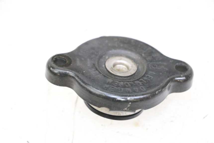 photo de BOUCHON RADIATEUR YAMAHA XJ6 ABS 600 (2008 - 2016) - Détail de la pièce