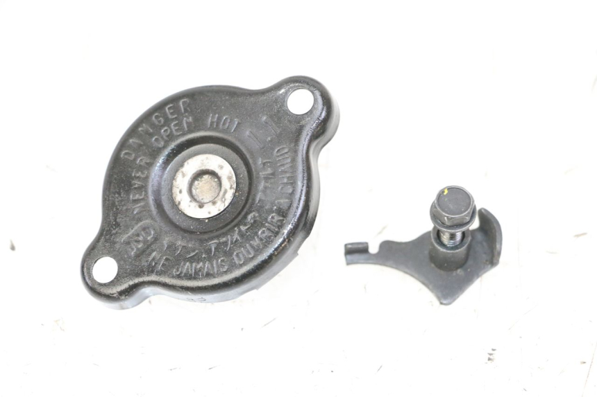 photo de BOUCHON RADIATEUR YAMAHA XJ6 ABS 600 (2008 - 2016) - Vue principale