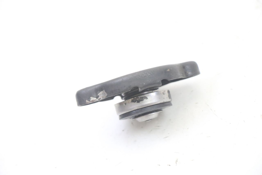 photo de BOUCHON RADIATEUR YAMAHA YZ-F YZF 250 (2007 - 2013) - Détail de la pièce