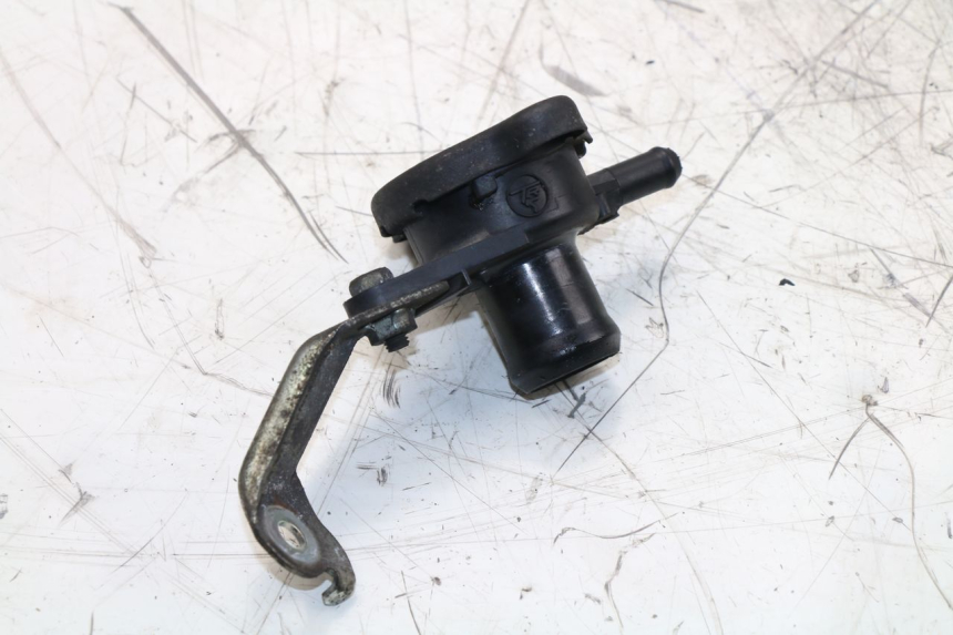 photo de BOUCHON RADIATEUR YAMAHA YP MAJESTY ABS 400 (2007 - 2009) - Autre angle de vue