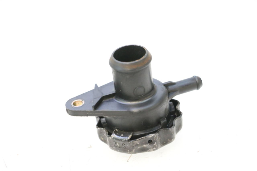 photo de BOUCHON RADIATEUR YAMAHA YP MAJESTY 125 (1998 - 2001) - Zoom état d’usage