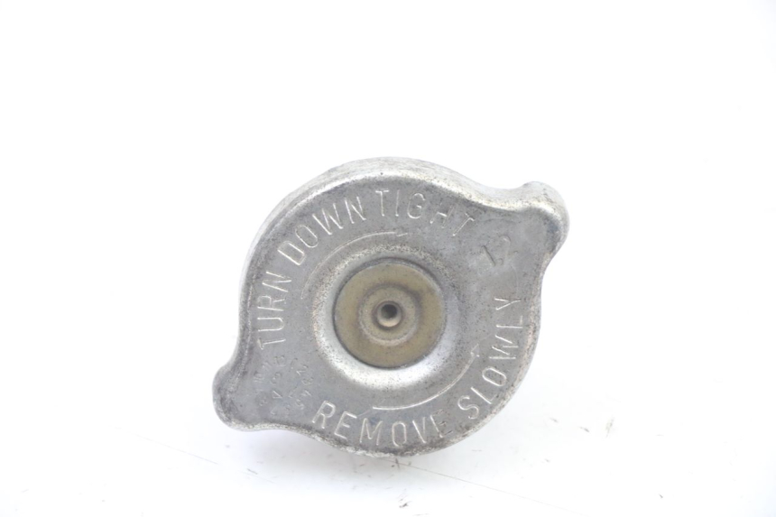 photo de BOUCHON RADIATEUR YAMAHA YP X-MAX XMAX 400 (2014 - 2017) - Vue principale