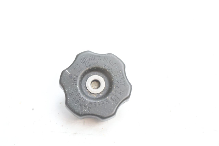photo de BOUCHON RADIATEUR KAWASAKI ZX-6R ZX6R 600 (2000 - 2002) - Vue principale