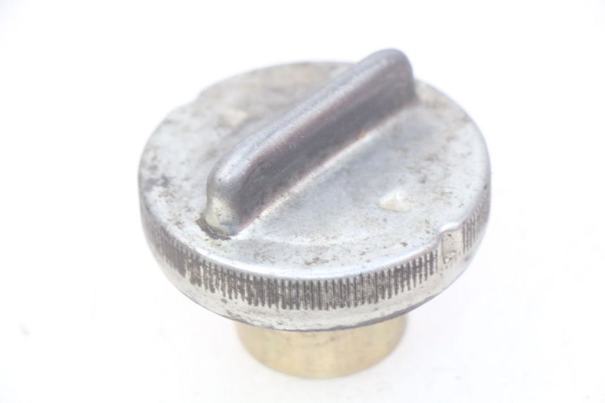 photo de BOUCHON RESERVOIR ESSENCE KYMCO AGILITY RS 2T 50 (2009 - 2013) - Vue principale