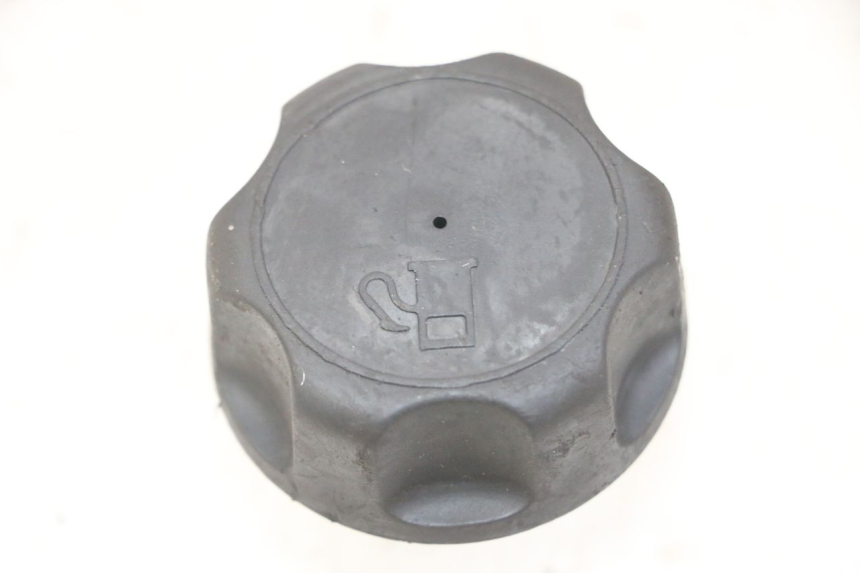 photo de BOUCHON RESERVOIR ESSENCE MBK BOOSTER SPIRIT NAKED 50 (2004 - 2017) - Zoom état d’usage