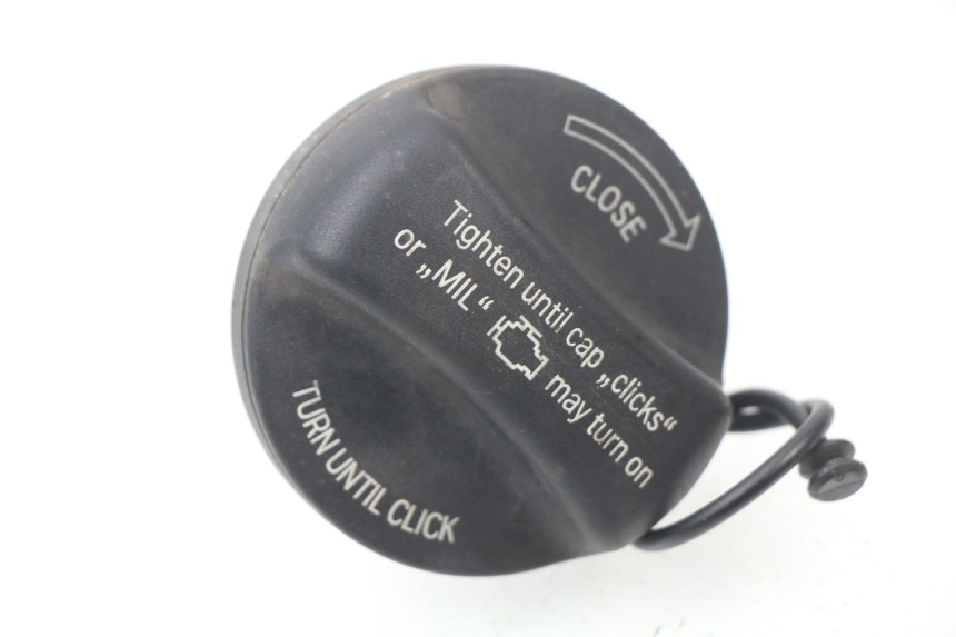 photo de BOUCHON RESERVOIR ESSENCE BMW C SPORT 650 (2015 - 2021) - Vue principale