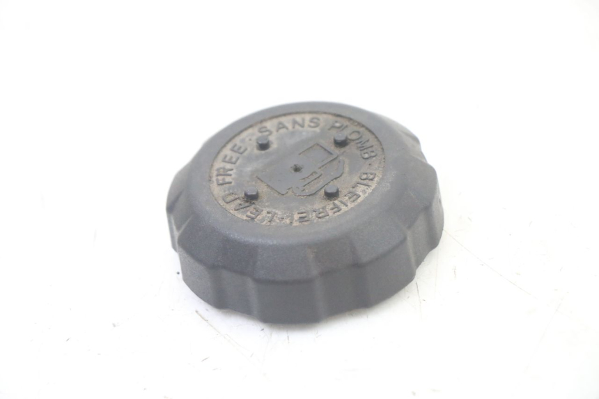 photo de BOUCHON RESERVOIR ESSENCE PEUGEOT CITYSTAR 50 (2013 - 2017) - Détail de la pièce