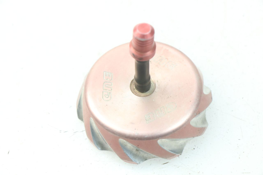 photo de BOUCHON RESERVOIR ESSENCE HONDA CRF CR-F 450 (2005 - 2008) - Vue principale