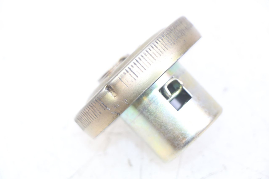 photo de BOUCHON RESERVOIR ESSENCE SYM CROX 4T 50 (2016 - 2023) - Vue principale