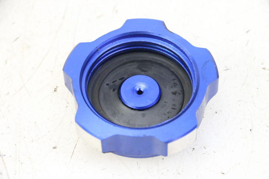 photo de BOUCHON RESERVOIR ESSENCE CCR DIRT BIKE 125 - Détail de la pièce