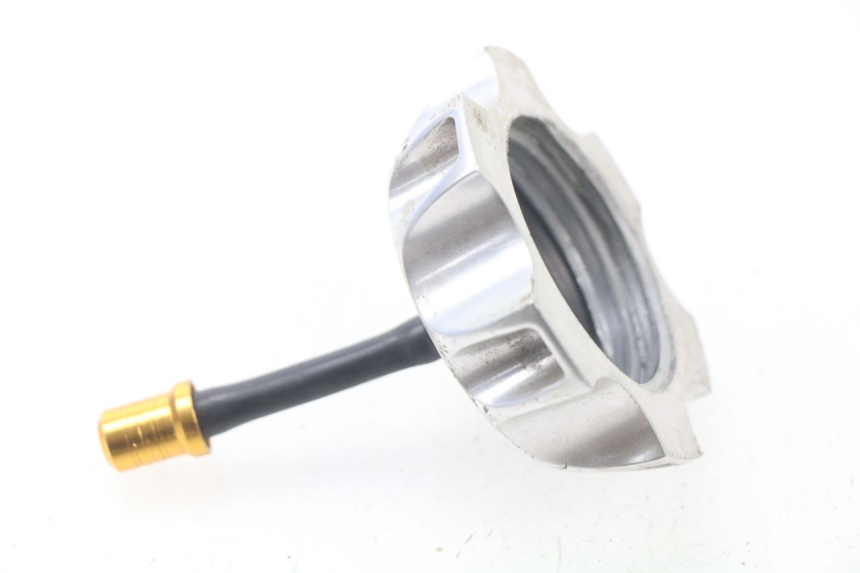 photo de BOUCHON RESERVOIR ESSENCE LIFAN DIRT SKUD 200 - Détail de la pièce