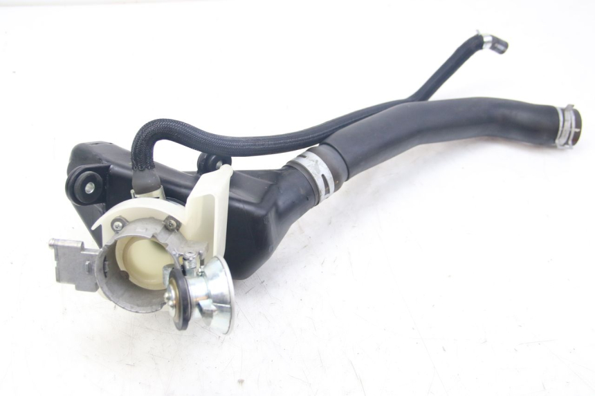 photo de BOUCHON RESERVOIR ESSENCE YAMAHA D'ELIGHT DELIGHT 125 (2017 - 2020) - Vue principale