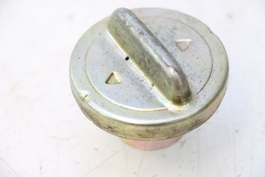 photo de BOUCHON RESERVOIR ESSENCE JM MOTORS EVOLIS 4T 50 (2018 - 2022) - Zoom état d’usage