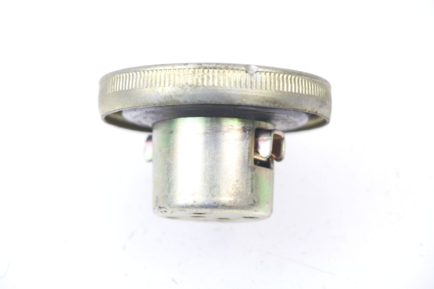 photo de BOUCHON RESERVOIR ESSENCE TNT MOTOR FASTINO 4T 50 (2013 - 2019) - Détail de la pièce