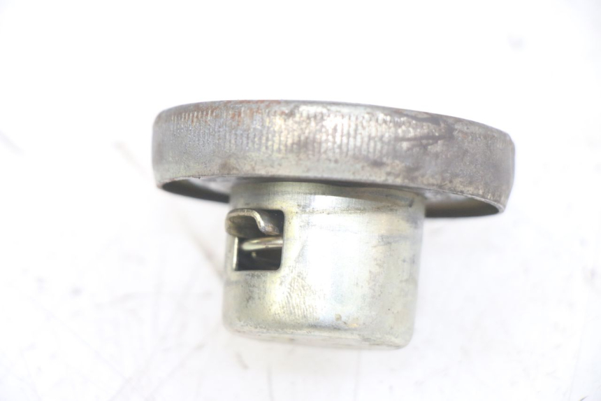 photo de BOUCHON RESERVOIR ESSENCE TNT MOTOR FASTINO 4T 50 (2013 - 2019) - Zoom état d’usage