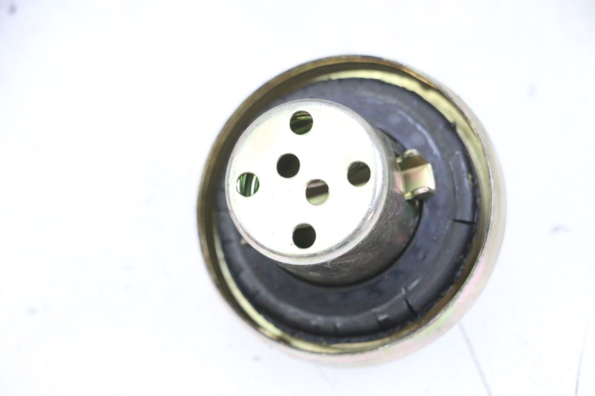 photo de BOUCHON RESERVOIR ESSENCE BTC FELICE SPORT 50 - Zoom état d’usage