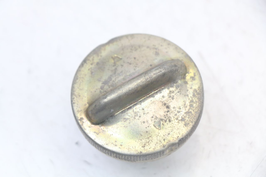 photo de BOUCHON RESERVOIR ESSENCE SYM FIDDLE 2 50 (2008 - 2013) - Détail de la pièce