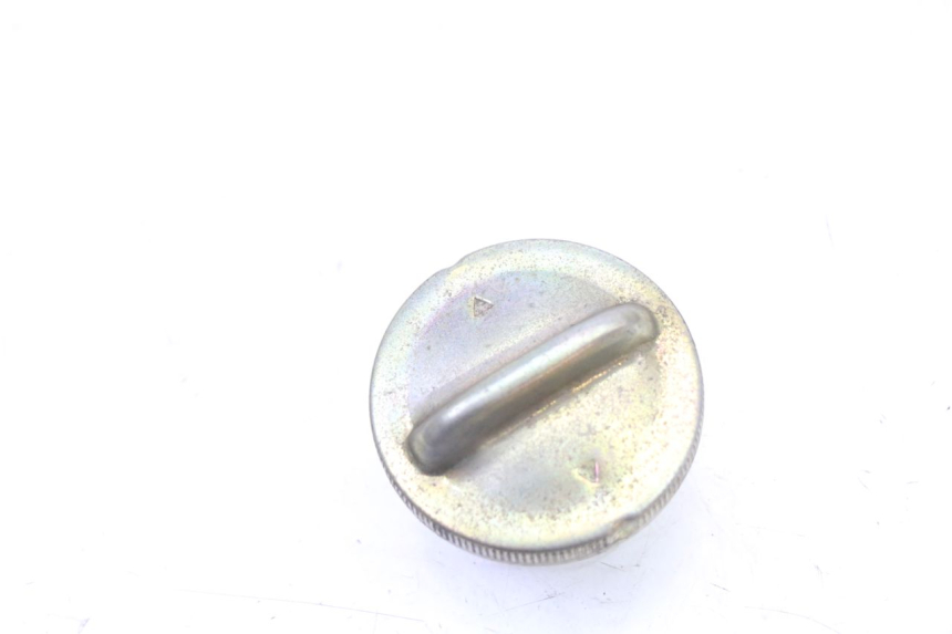 photo de BOUCHON RESERVOIR ESSENCE SYM FIDDLE 2 S 125 (2012 - 2014) - Détail de la pièce