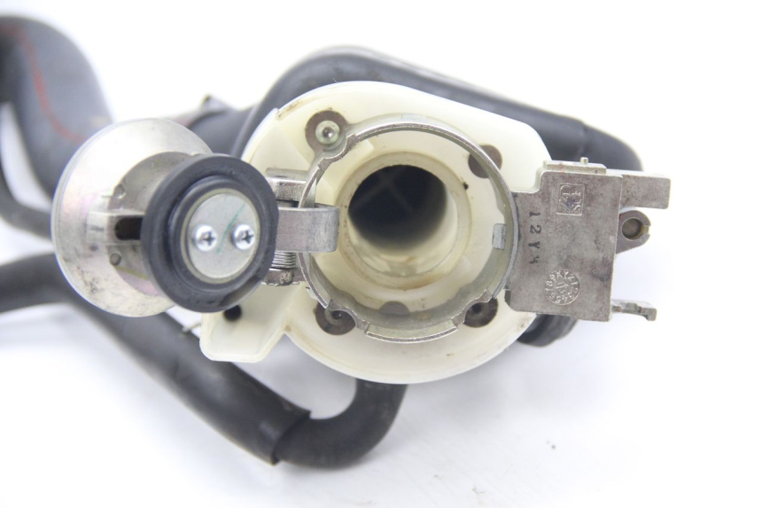 photo de BOUCHON RESERVOIR ESSENCE MBK FLIPPER 115 (2013 - 2017) - Détail de la pièce