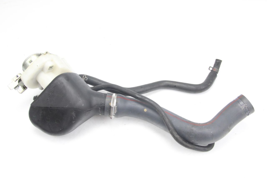 photo de BOUCHON RESERVOIR ESSENCE MBK FLIPPER 115 (2013 - 2017) - Autre angle de vue