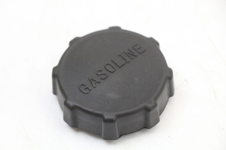 photo de BOUCHON RESERVOIR ESSENCE PIAGGIO FLY 2T 50 (2004 - 2017) - Détail de la pièce