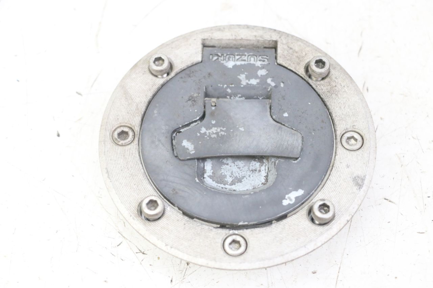 photo de BOUCHON RESERVOIR ESSENCE SUZUKI GS GSE 500 (2001 - 2003) - Vue principale