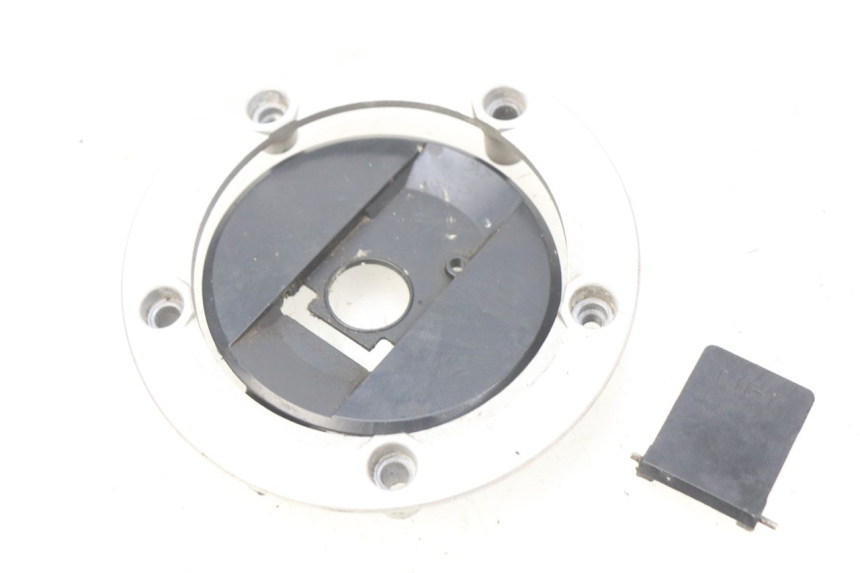 photo de BOUCHON RESERVOIR ESSENCE SUZUKI GSX-R GSXR 750 (2011 - 2016) - Vue principale