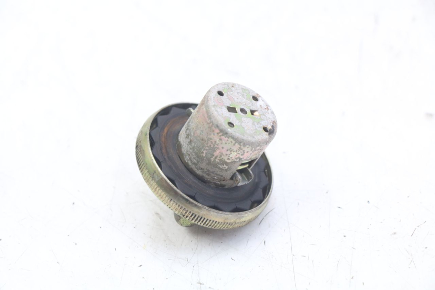 photo de BOUCHON RESERVOIR ESSENCE RIDE JUMP 2T 50 (2012 - 2017) - Détail de la pièce