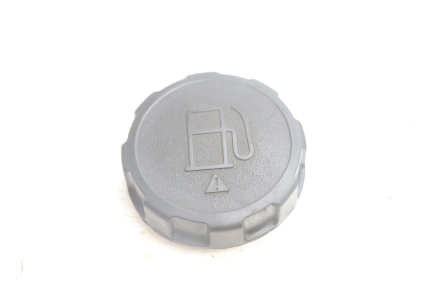 photo de BOUCHON RESERVOIR ESSENCE PEUGEOT KISBEE 4T 50 (2010 - 2017) - Vue principale