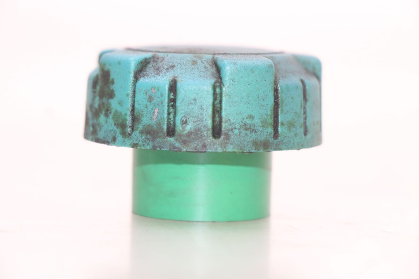 photo de BOUCHON RESERVOIR ESSENCE RENAULT KOURANOS 125 (2001 - 2004) - Détail de la pièce